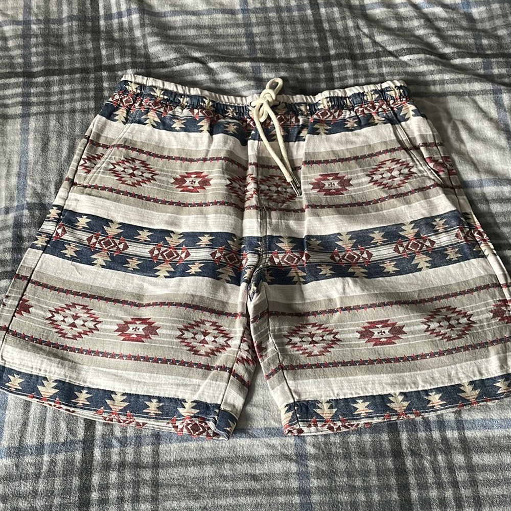 Nifty Genius: Steve Jacquard pull on shorts in Navajo multi stripe.